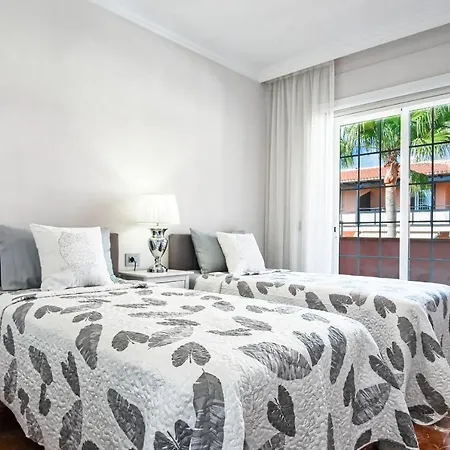 Gorgeous View Capitana Adeje 4bd/3bth +sauna 別荘 アデヘ