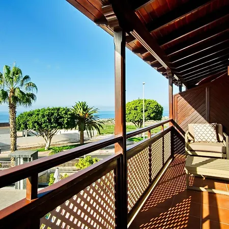 Gorgeous View Capitana Adeje 4bd/3bth +sauna * アデヘ