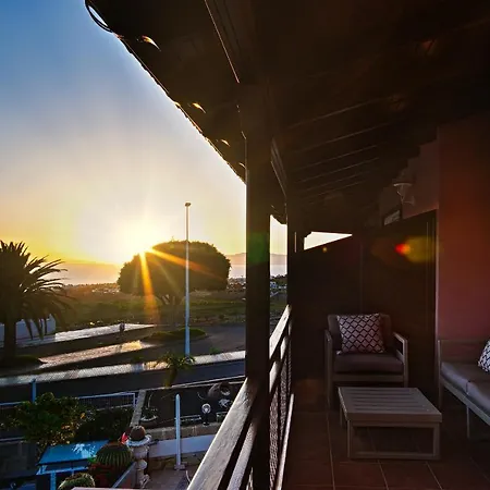 別荘 Gorgeous View Capitana Adeje 4bd/3bth +sauna *