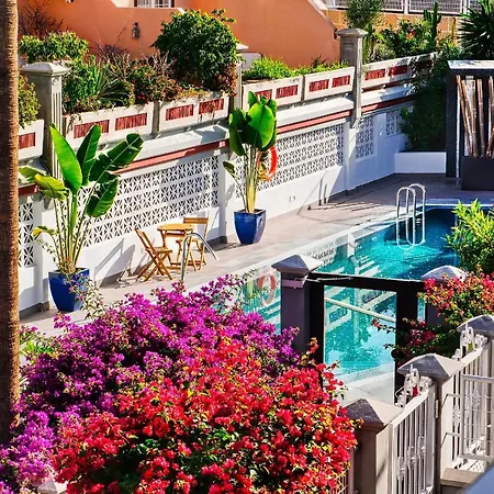 Gorgeous View Capitana Adeje 4bd/3bth +sauna * アデヘ