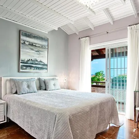 別荘 Gorgeous View Capitana Adeje 4bd/3bth +sauna アデヘ
